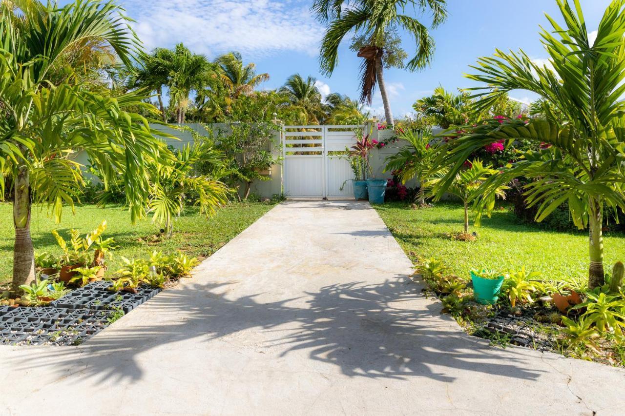 Villa L'Artist En Bord De Mer Avec Piscine Privee サント・ローズ エクステリア 写真
