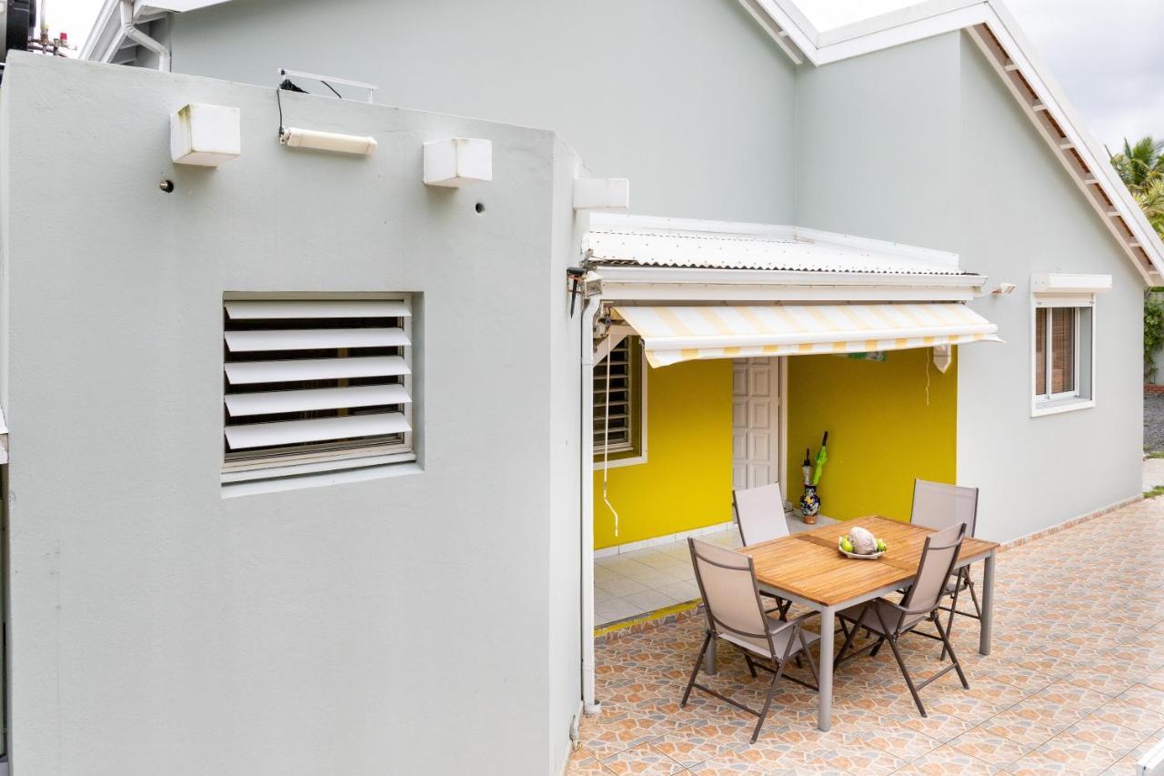 Villa L'Artist En Bord De Mer Avec Piscine Privee サント・ローズ エクステリア 写真
